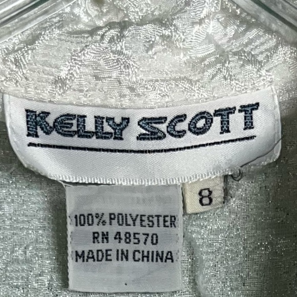 VINTAGE!!! Cinched White and Lace Short Sleeve Blazer Top! ONE OF ONE! - Picture 10 of 16